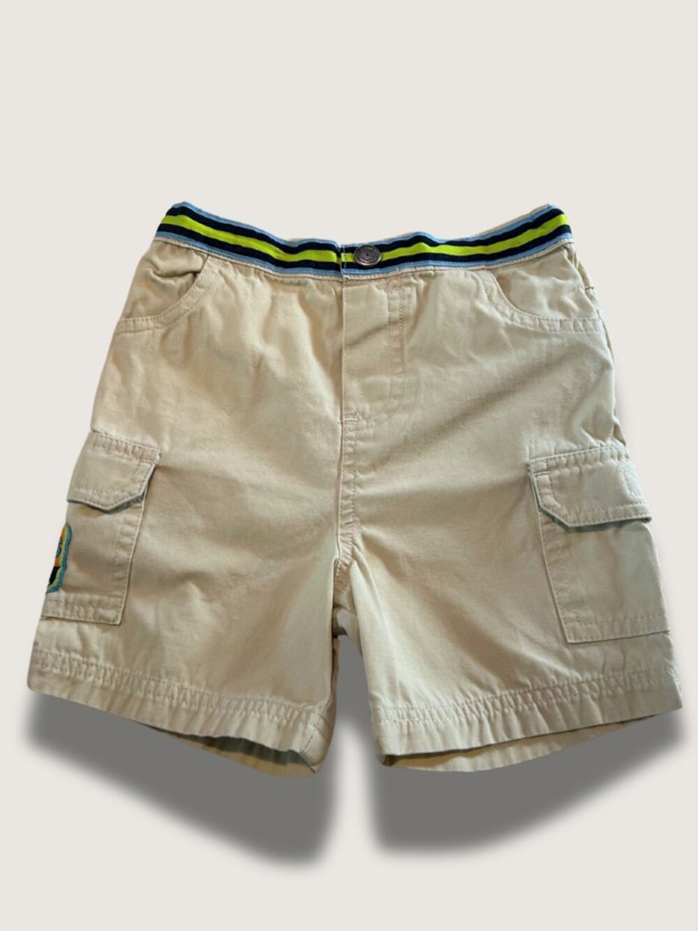 Vintage/Y2K - Disney (Winnie the Pooh) Cargo Golf Shorts